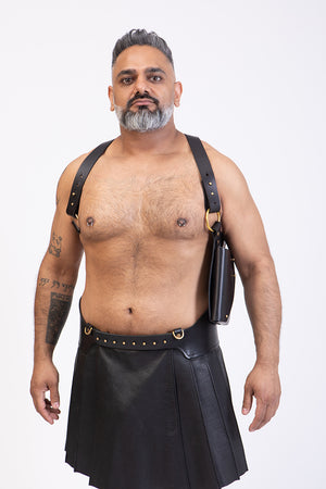 
                  
                    Load image into Gallery viewer, Daddy Dex  | Leather Horsebit Harness with pouch
                  
                