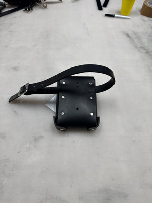 
                  
                    Load image into Gallery viewer, Single strap leg pocket Sample Sale #062 - Thigh strap measurement 52cm - 62cm
                  
                